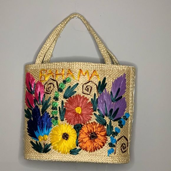 Vintage Handbags - Vintage Straw Tote Bag with Flowers
